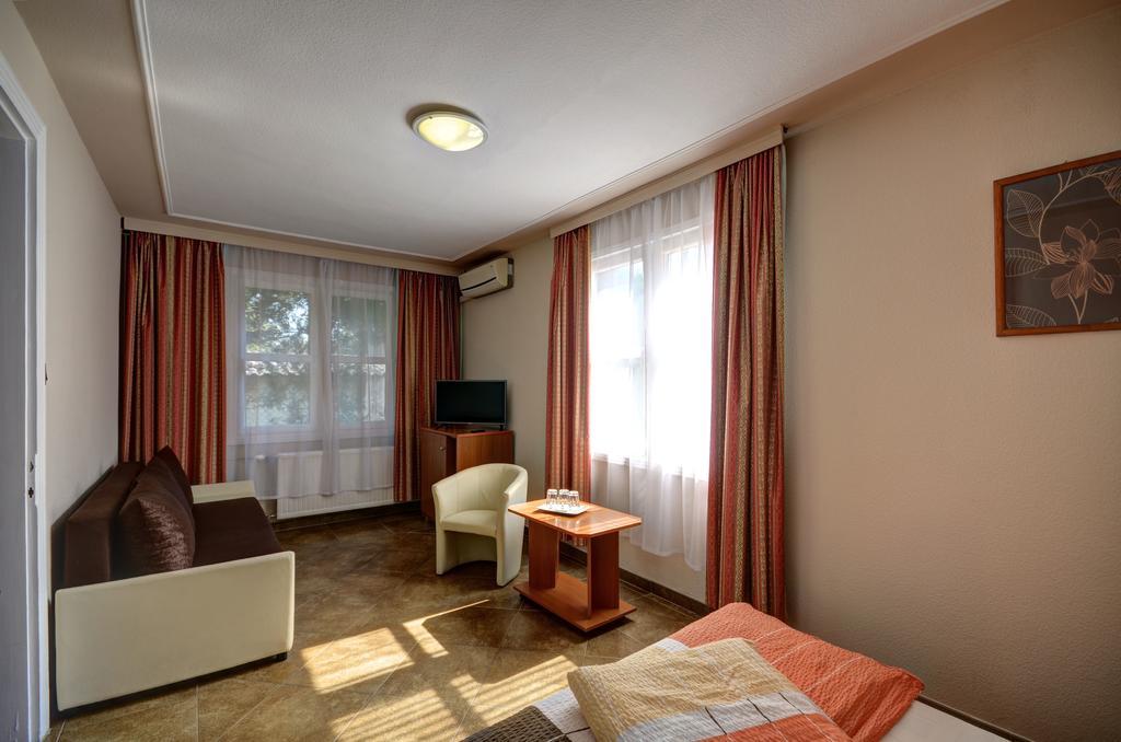 Hotel Roz Szentendre Room photo