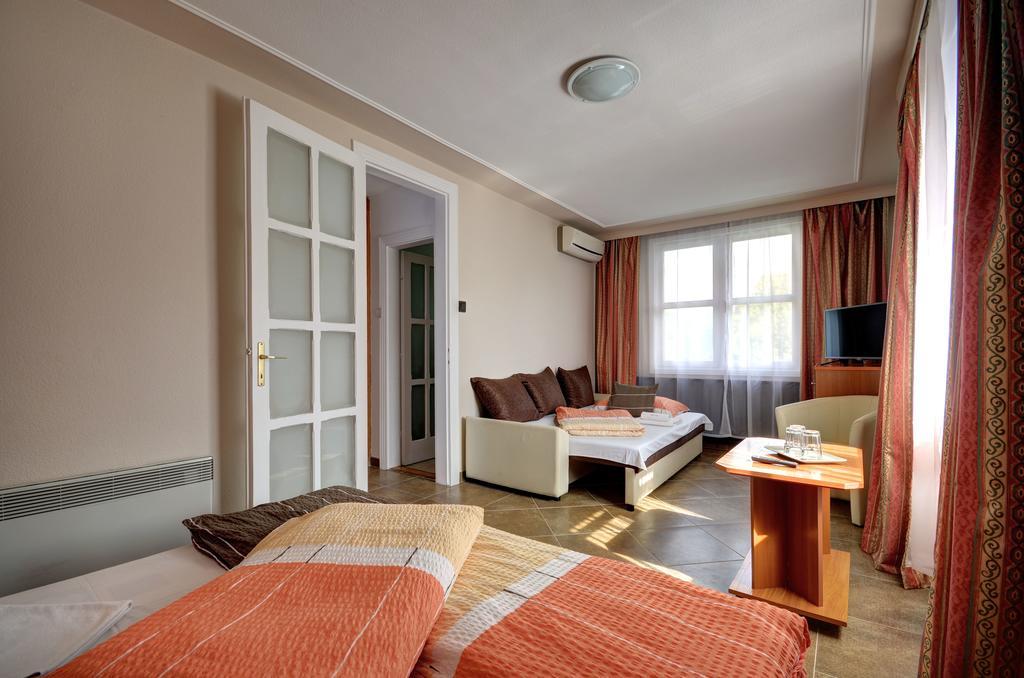 Hotel Roz Szentendre Room photo